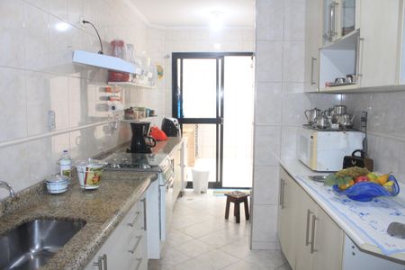 Apartamento à venda com 102m², 2 quartos e 1 vagaCozinha