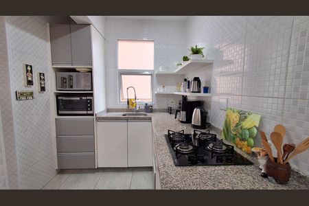 Apartamento à venda com 54m², 2 quartos e 1 vagaCozinha 