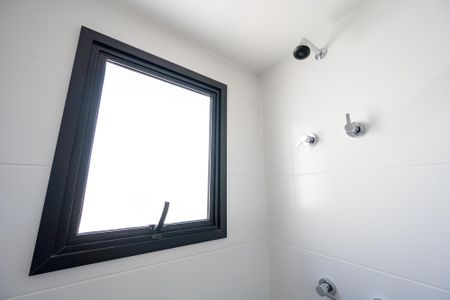 Studio para alugar com 25m², 1 quarto e sem vaga Studio para alugar com 25m², 1 quarto e sem vagaBanheiro Social