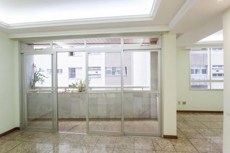 Apartamento à venda com 134m², 4 quartos e 2 vagassala