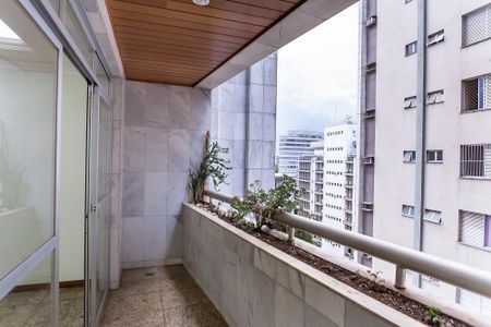 Apartamento à venda com 134m², 4 quartos e 2 vagasVaranda da Sala