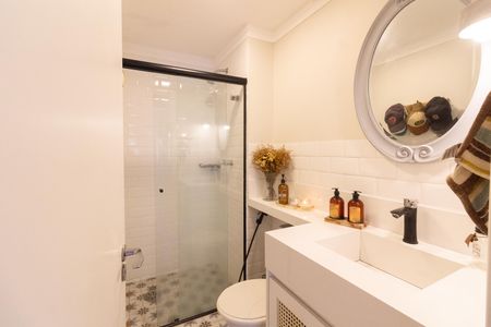 Apartamento à venda com 73m², 2 quartos e 2 vagas Apartamento à venda com 73m², 2 quartos e 2 vagasBanheiro Social