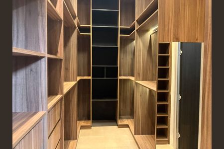 Casa à venda com 5 quartos, 695m² em Campo Belo, São Paulo