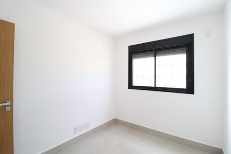 Apartamento para alugar com 77m², 2 quartos e 1 vagaQuarto 1