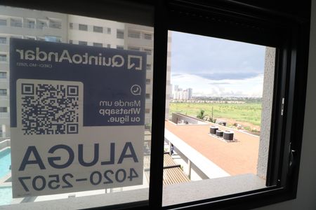 Apartamento para alugar com 77m², 2 quartos e 1 vagaPlaquinha