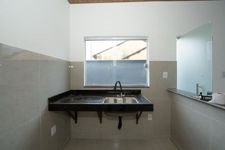 Casa para alugar com 109m², 2 quartos e sem vaga Casa para alugar com 109m², 2 quartos e sem vagaCOZINHA