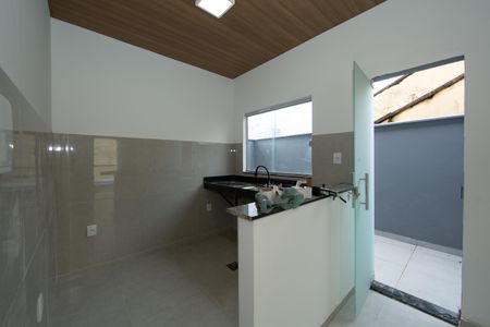 Casa para alugar com 109m², 2 quartos e sem vaga Casa para alugar com 109m², 2 quartos e sem vagaCOZINHA