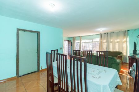 Sala de casa à venda com 3 quartos, 250m² em Parque Sao Luis, São Paulo