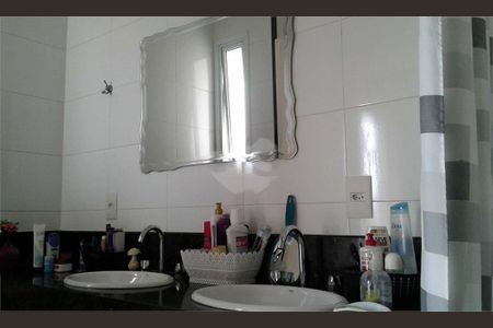 Casa à venda com 170m², 3 quartos e 4 vagas