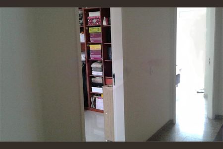 Casa à venda com 170m², 3 quartos e 4 vagas