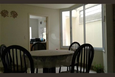 Casa à venda com 170m², 3 quartos e 4 vagas