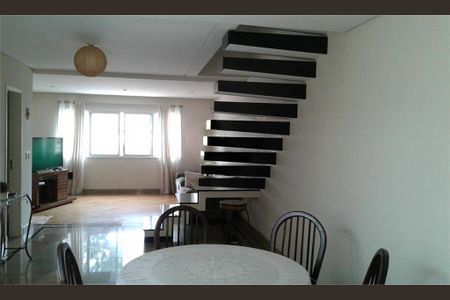 Casa à venda com 170m², 3 quartos e 4 vagas