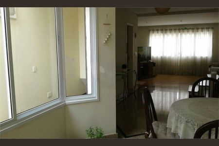 Casa à venda com 170m², 3 quartos e 4 vagas