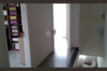 Casa à venda com 170m², 3 quartos e 4 vagas