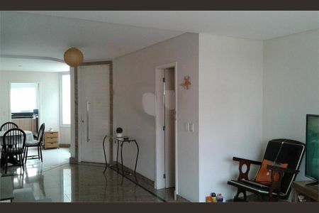 Casa à venda com 3 quartos, 170m² em Jardim Ernestina, São Paulo