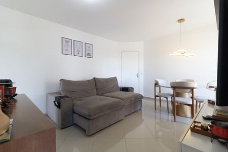 Apartamento para alugar com 64m², 3 quartos e 1 vaga Apartamento para alugar com 64m², 3 quartos e 1 vagaSala