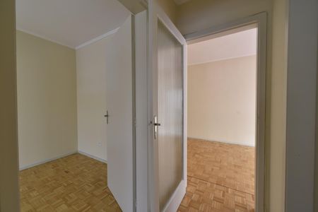 Quarto 2 de apartamento à venda com 2 quartos, 57m² em Independência, Porto Alegre
