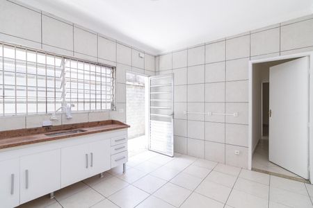 Casa para alugar com 100m², 3 quartos e 1 vagaCozinha