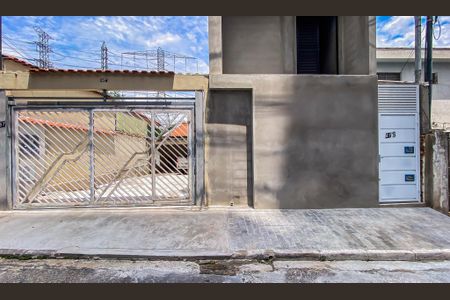 Casa para alugar com 50m², 2 quartos e 1 vagaFachada