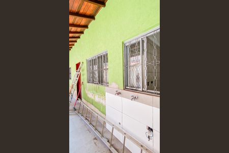 Casa para alugar com 50m², 2 quartos e 1 vagaÁrea de Serviço