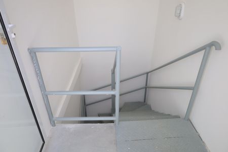 Apartamento para alugar com 66m², 1 quarto e sem vagaEscadas