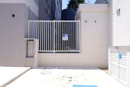 Apartamento para alugar com 66m², 1 quarto e sem vagaPlaca instalada na fachada do condomínio - Código da placa: COXT-122