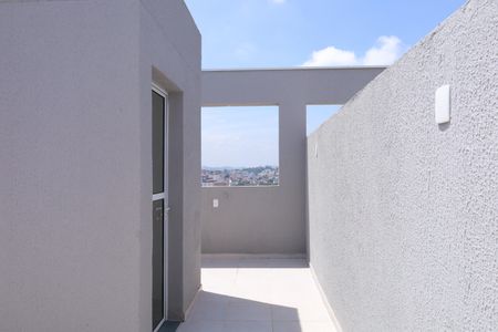 Apartamento para alugar com 66m², 1 quarto e sem vagaQuintal