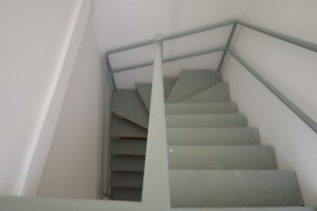 Apartamento para alugar com 66m², 1 quarto e sem vagaEscadas