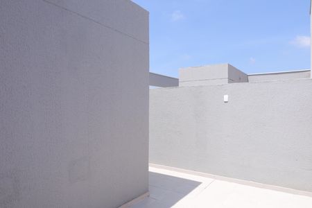 Apartamento para alugar com 66m², 1 quarto e sem vagaQuintal