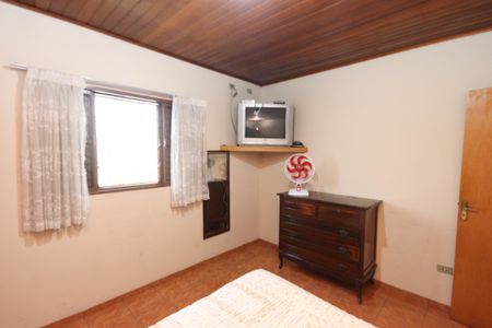 Casa para alugar com 92m², 2 quartos e 2 vagas Casa para alugar com 92m², 2 quartos e 2 vagasQuarto 1