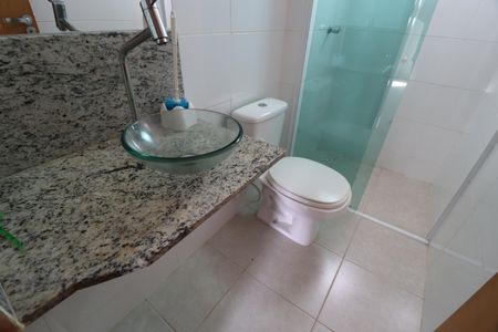 Apartamento para alugar com 65m², 3 quartos e 2 vagasBanheiro Social