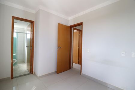 Apartamento para alugar com 65m², 3 quartos e 2 vagasQuarto 3 - Suíte