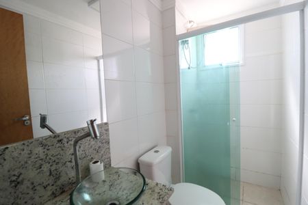 Apartamento para alugar com 65m², 3 quartos e 2 vagasBanheiro do Quarto 3