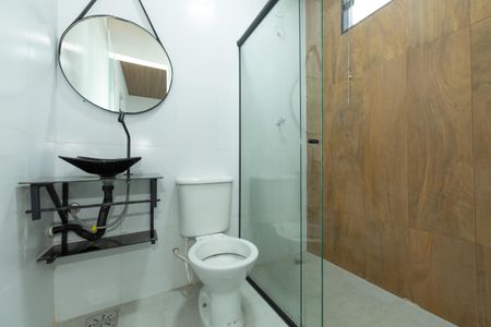 Casa para alugar com 75m², 2 quartos e 1 vagaBANHEIRO