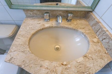 Apartamento para alugar com 48m², 2 quartos e 1 vagaBanheiro 