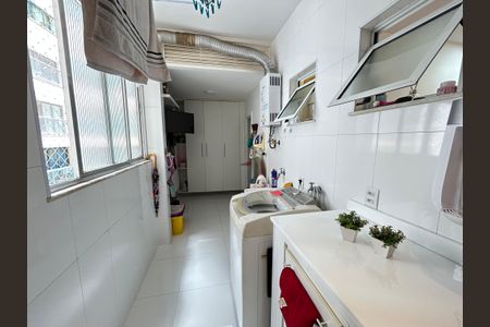Apartamento à venda com 79m², 3 quartos e 1 vagaÁrea de Serviço