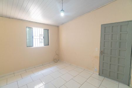 Casa para alugar com 28m², 1 quarto e sem vaga Casa para alugar com 28m², 1 quarto e sem vagaQuarto