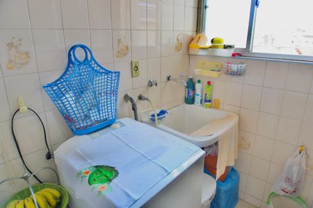 Apartamento à venda com 64m², 2 quartos e 1 vagaÁrea de Serviço