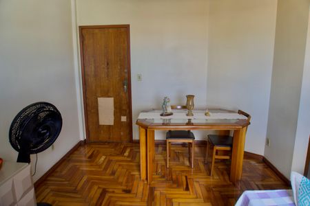 Apartamento à venda com 64m², 2 quartos e 1 vagaSala
