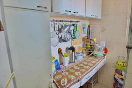 Apartamento à venda com 64m², 2 quartos e 1 vagaCozinha - Armários