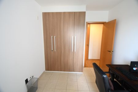 Apartamento à venda com 137m², 4 quartos e 2 vagasQuarto 1