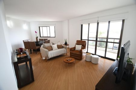 Apartamento à venda com 137m², 4 quartos e 2 vagasSala