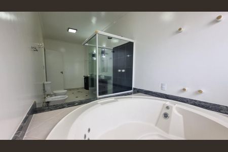 Casa de Condomínio para alugar com 5 quartos, 410m² em Loteamento Alphaville Campinas, Campinas