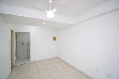 Casa de condomínio para alugar com 60m², 2 quartos e 1 vagaSala