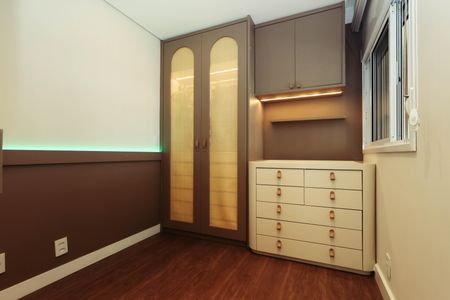 Apartamento à venda com 74m², 2 quartos e 2 vagas Apartamento à venda com 74m², 2 quartos e 2 vagasQuarto 2