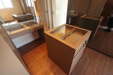 Apartamento à venda com 74m², 2 quartos e 2 vagas Apartamento à venda com 74m², 2 quartos e 2 vagasQuarto 1 - Suíte