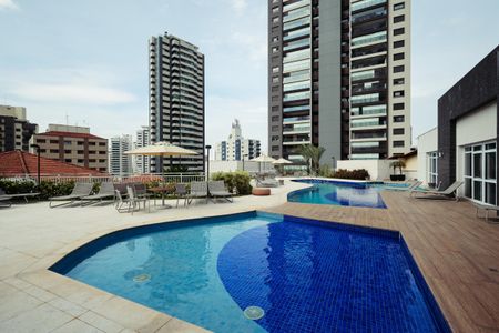 Apartamento à venda com 74m², 2 quartos e 2 vagas Apartamento à venda com 74m², 2 quartos e 2 vagasPiscina