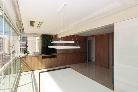 Apartamento à venda com 74m², 2 quartos e 2 vagas Apartamento à venda com 74m², 2 quartos e 2 vagasSala e Cozinha
