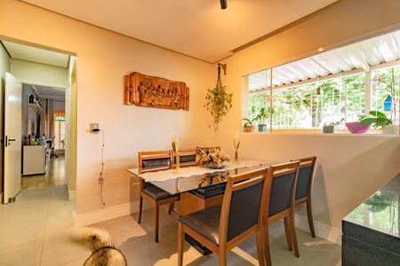 Casa à venda com 3 quartos, 125m² em Vila Campestre, São Paulo