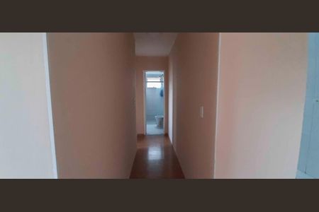 Apartamento à venda com 62m², 2 quartos e 1 vaga Apartamento à venda com 62m², 2 quartos e 1 vagaCorredor